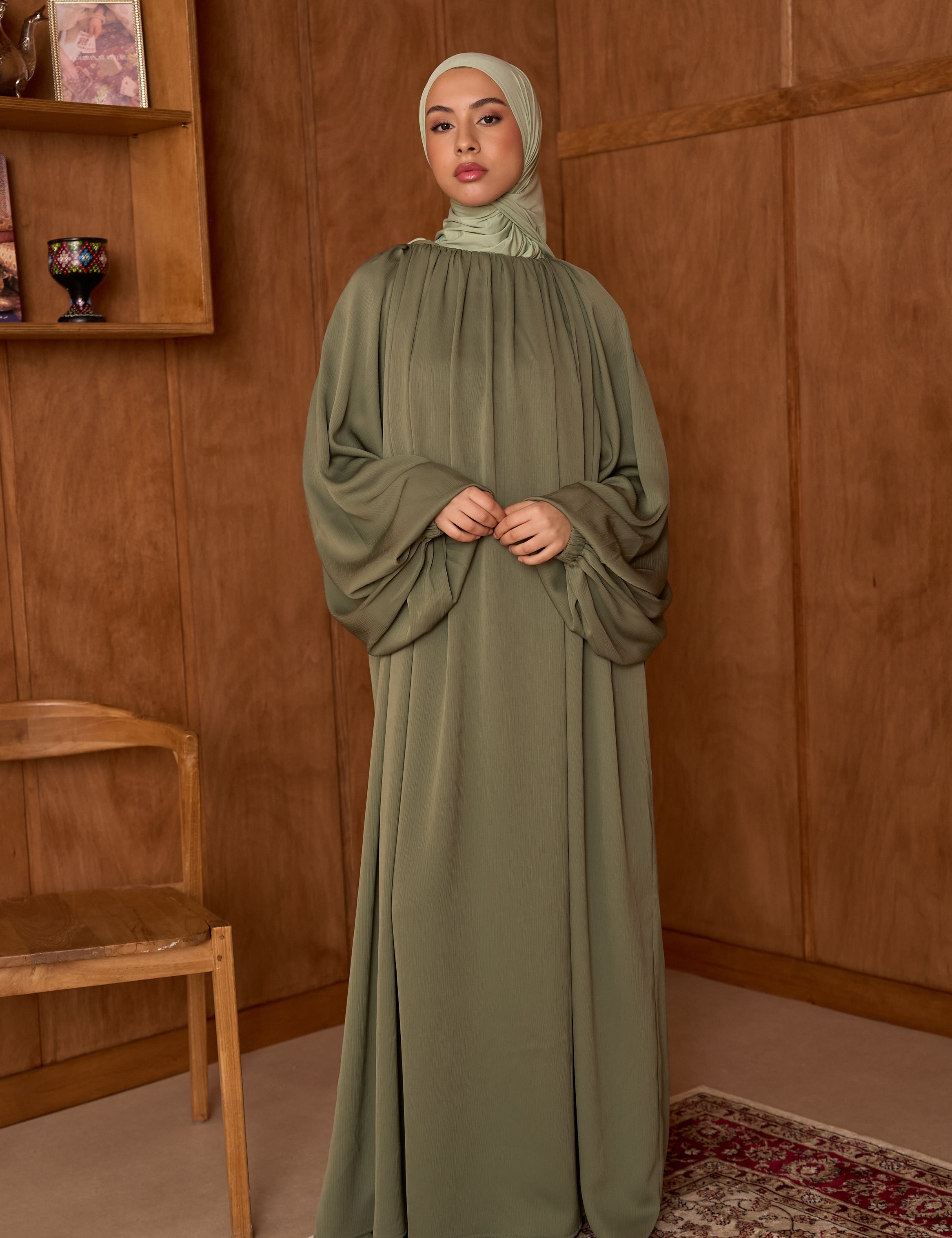 Robe Amira
