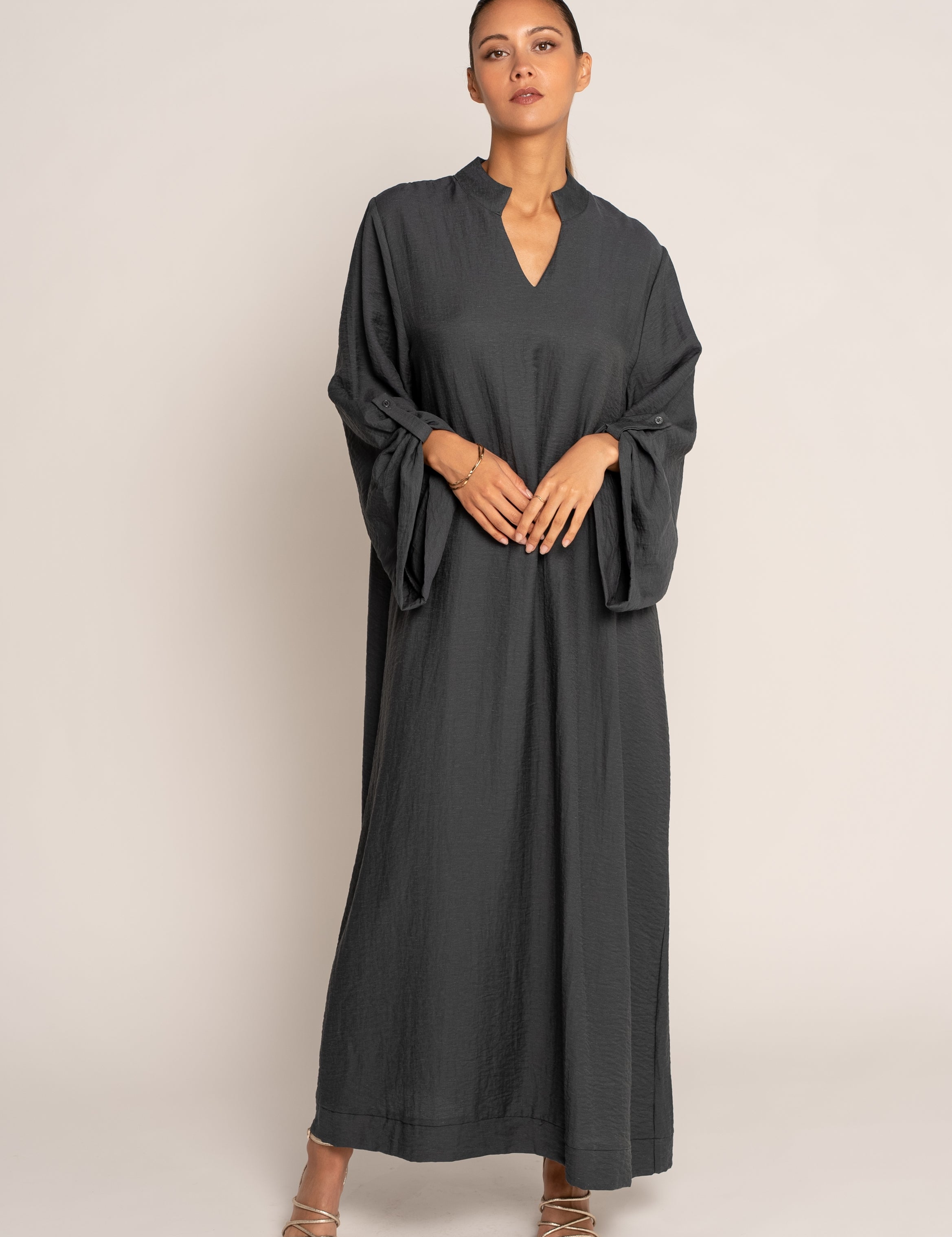 Robe Liya