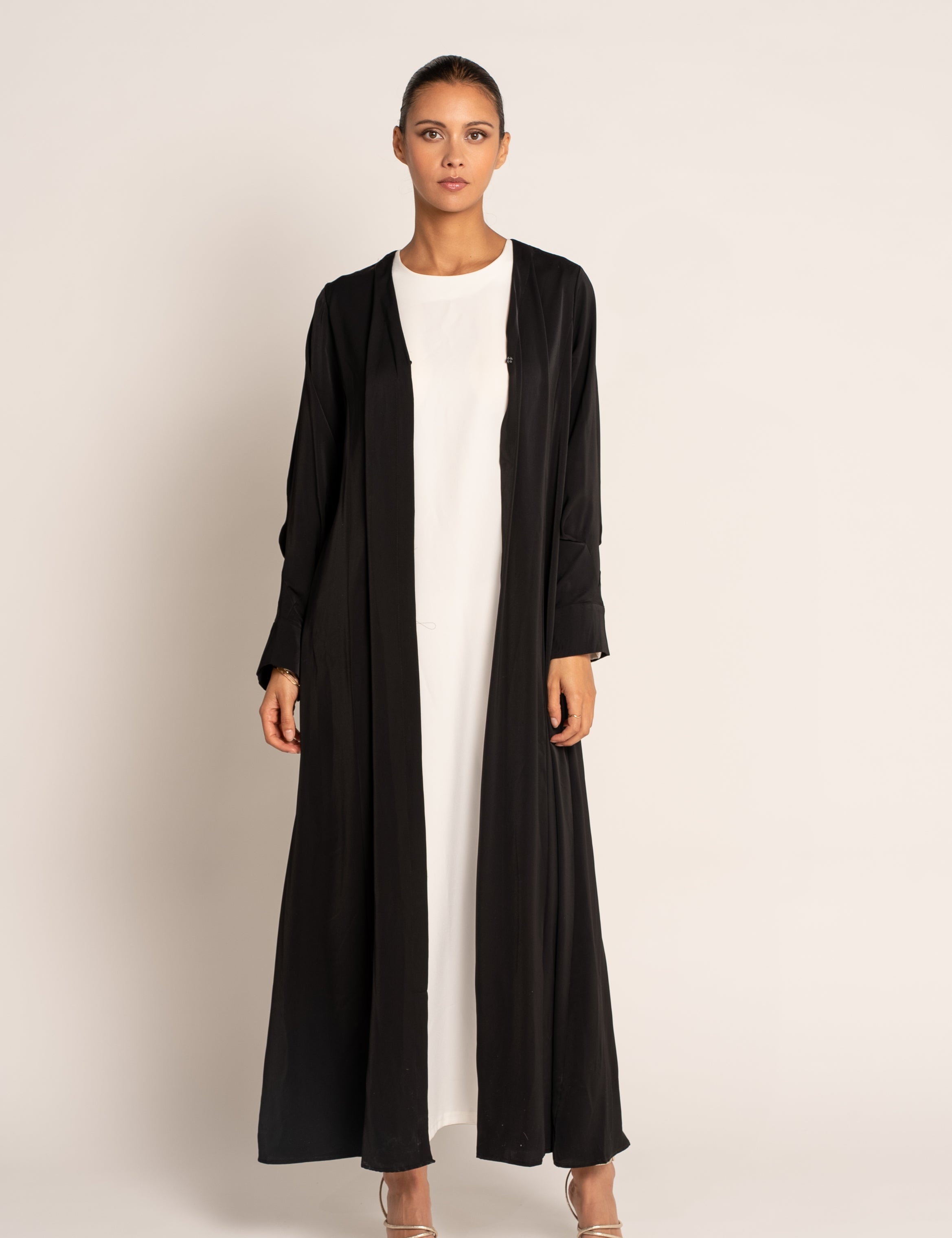 Abaya Maya