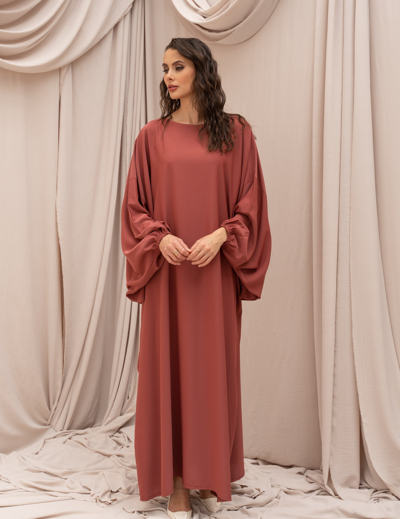 Abaya Min - Soie de médine